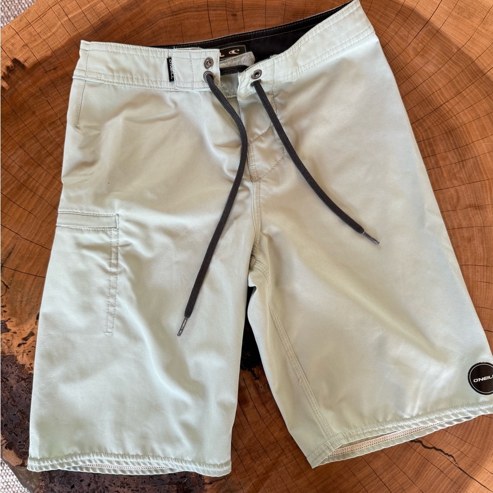 O’Neill board shorts youth size 10/24